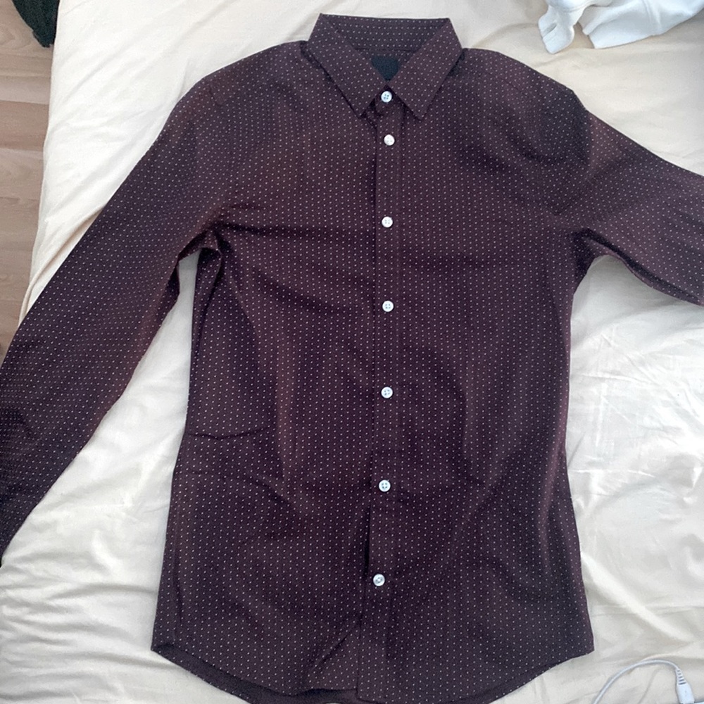 H&M Burgundy/Dotted Dress Shirt Slim Fit Small